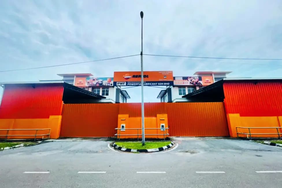 KUCHING Branch with Powerful Lubricant Sdn Bhd building and signage.